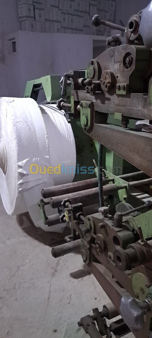 Machine de papier serviette