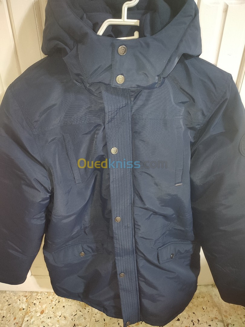 Doudoune de marque  taille xl et menteau de marque taille LL 