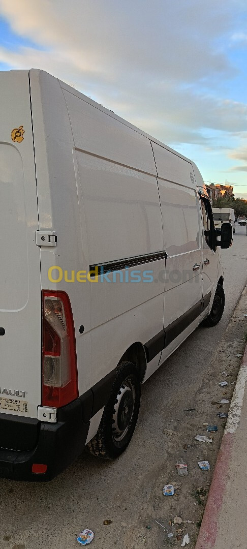 Renault Master 2015