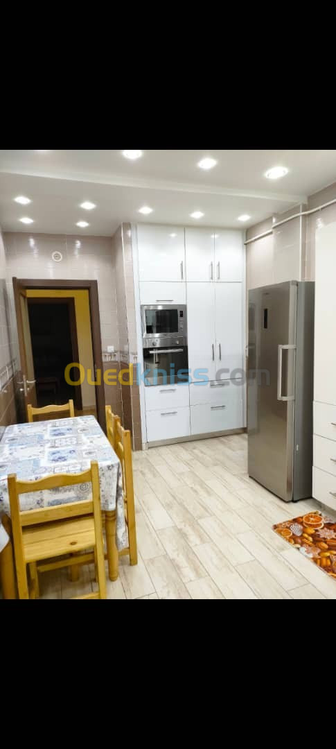 Location vacances Appartement F4 Alger Staoueli