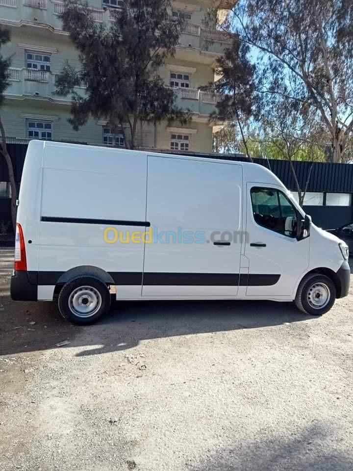 Renault Master 2022