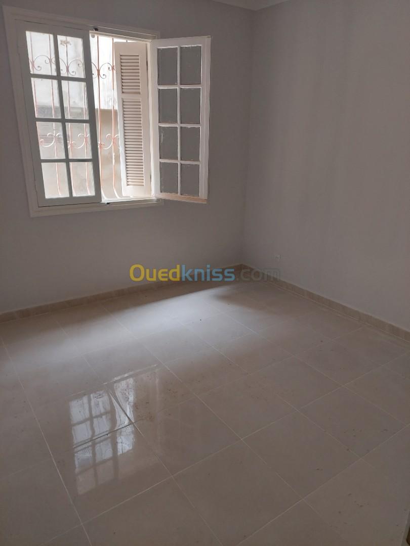 Location Appartement F5 Jijel Jijel