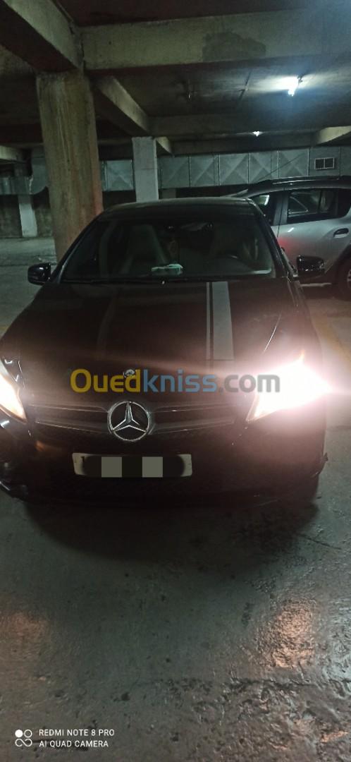 Mercedes Classe A 2015 180  Sport +