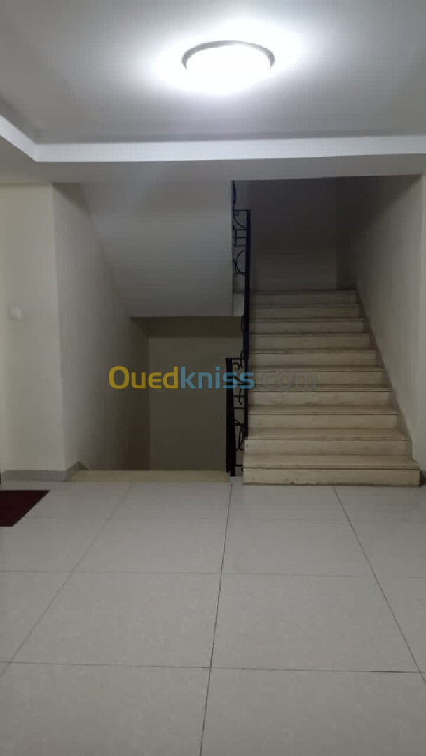 Location Appartement F4 Alger Cheraga