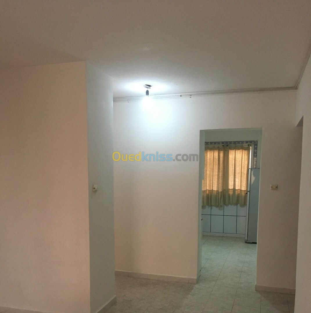 Location Appartement F3 Alger Said hamdine