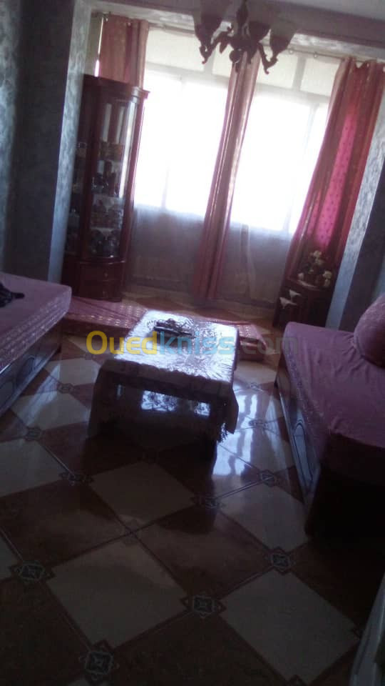 Vente Appartement F3 Alger Les eucalyptus