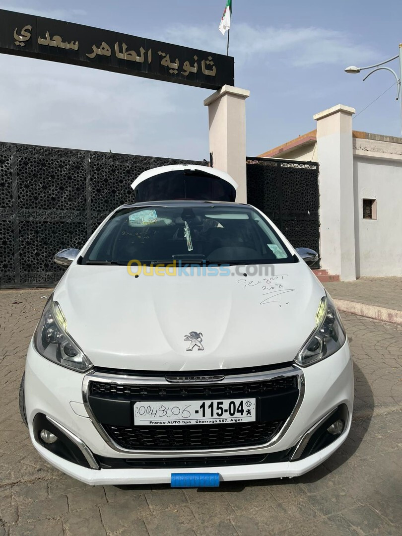 Peugeot 208 2015 Allure Facelift