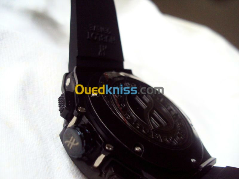 Montres HUBLOT BIG BANG Luna Rossa