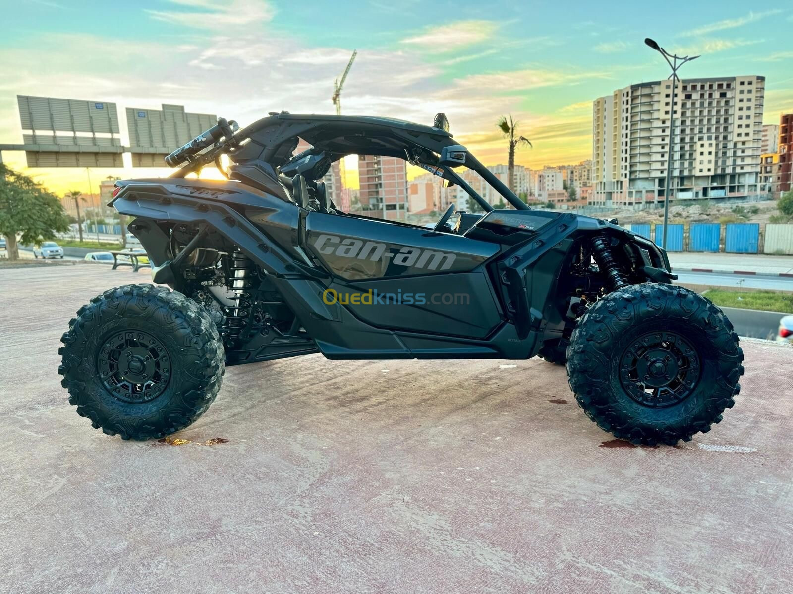 BRP CANAM MAVERICK X 3 X RS RR CAN AM MAVERICK X3 XRS TRIPLE BLACK RR TURBO 200CV 2024