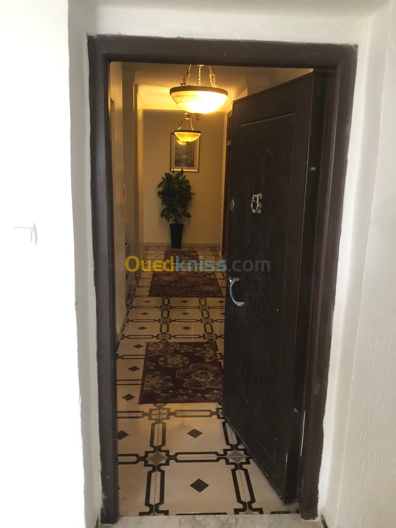 Location Appartement F3 Alger Ben aknoun