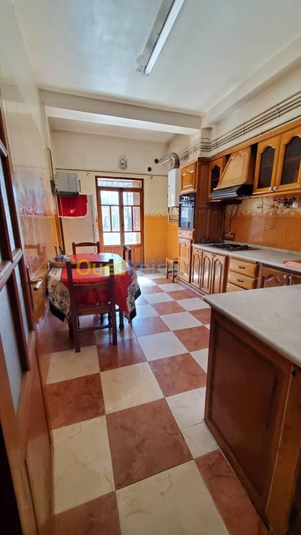 Location vacances Appartement F2 Alger Bab ezzouar