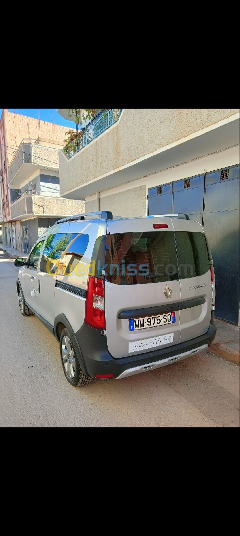 Renault Kangoo Stepway 2023 