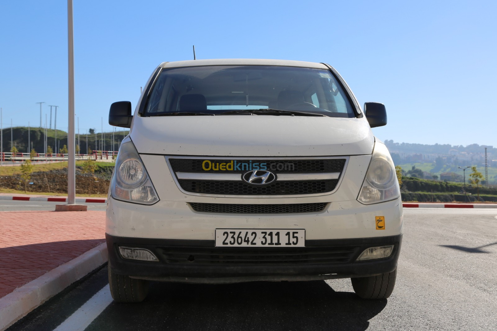 Hyundai H1 2011