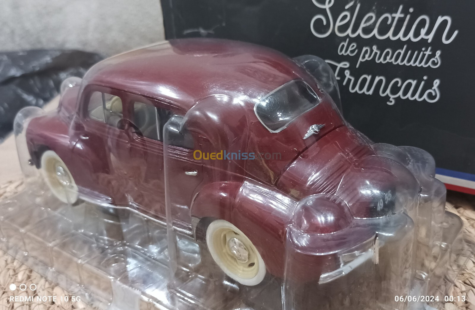 سيارة مصغرة Renault 4CV SOLIDO 1/18 