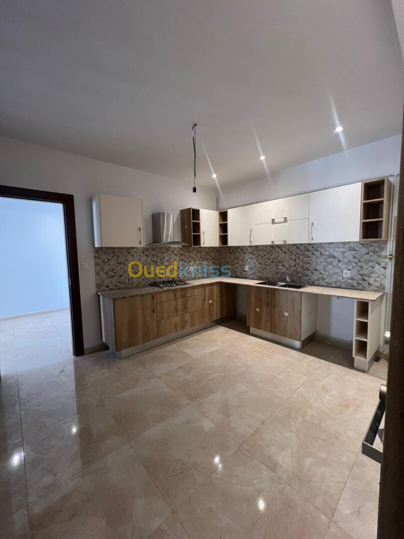 Vente Appartement F5 Alger Cheraga