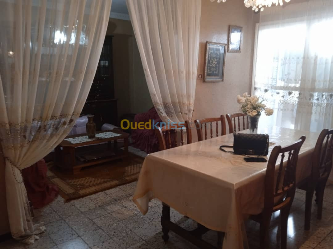 Vente Appartement F5 Alger Bordj el kiffan