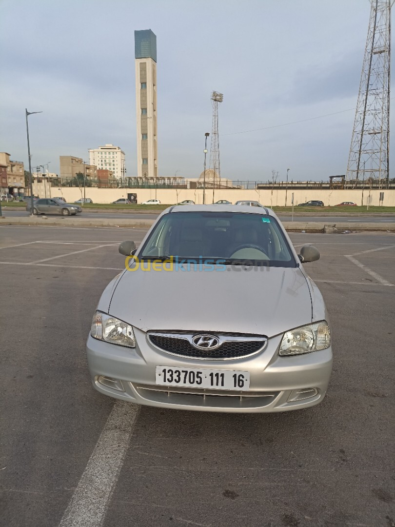 Hyundai Accent 2011 