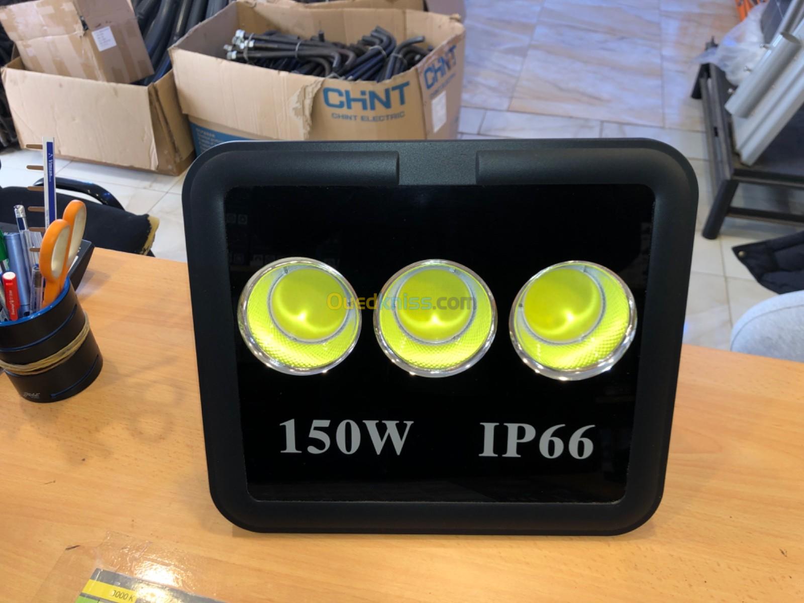 Projecteur led 150w 