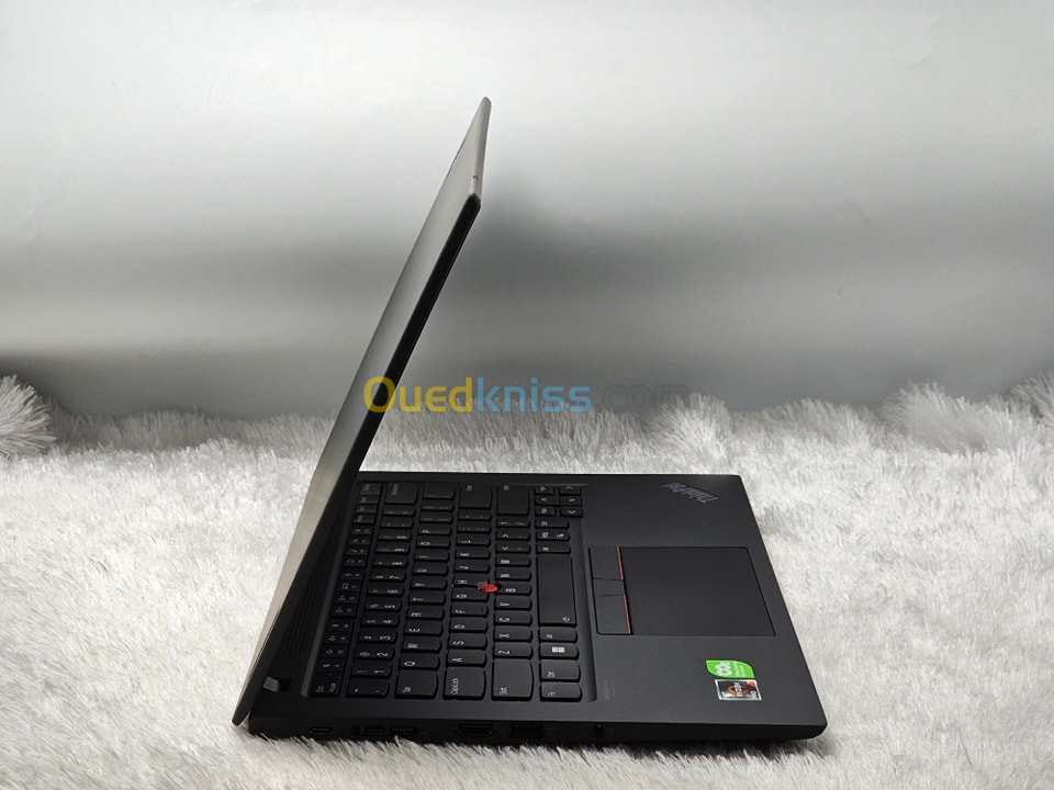 LENOVO THINKPAD T14s GEN 2 / RYZEN 7 PRO 5825U / 16GO / 512SSD 