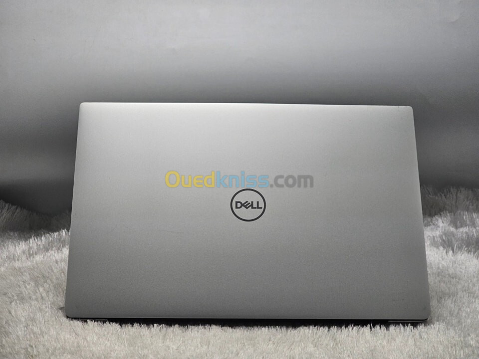 DELL XPS 13 9305 / 11th I7-1165G7 / 16GO DDR4 / 512SSD / 13.3" FHD