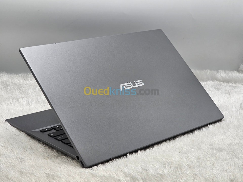 ASUS PRO B944 / I5-8EME / 8GO / 512GO SSD / 14" FHD