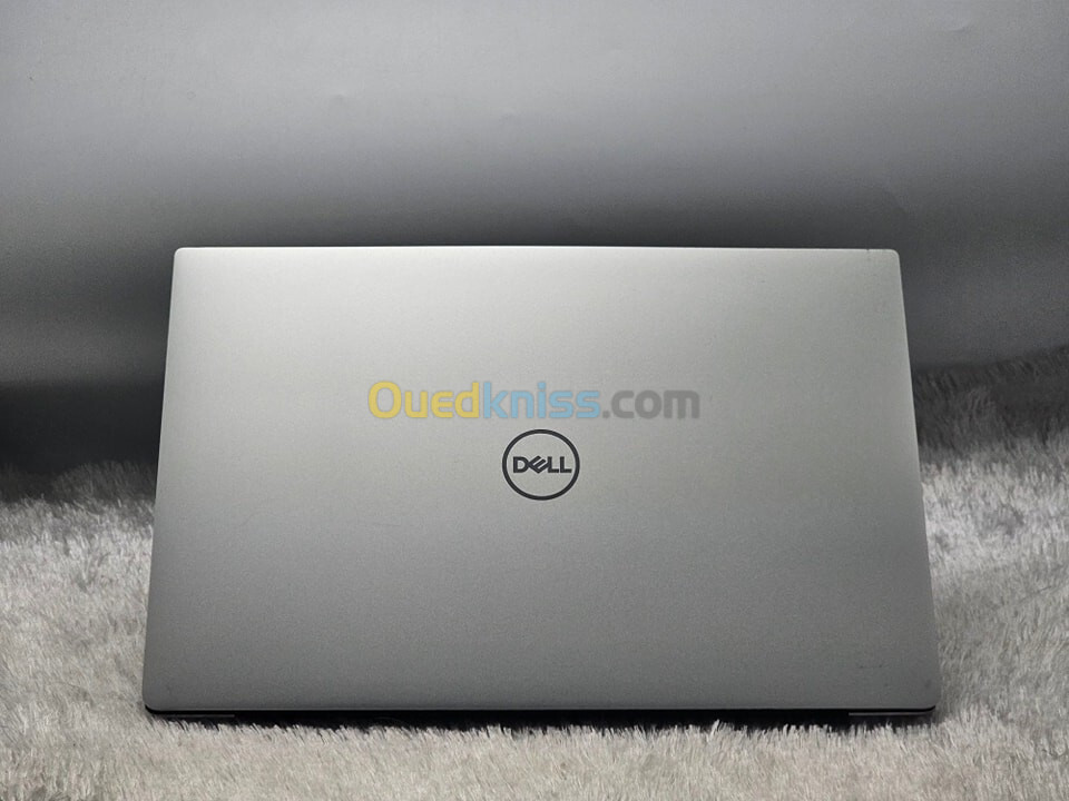 DELL XPS 13 9305 / 11th i7-1165G7 / 16Go DDR4 / 512GO SSD / 13.3" FHD