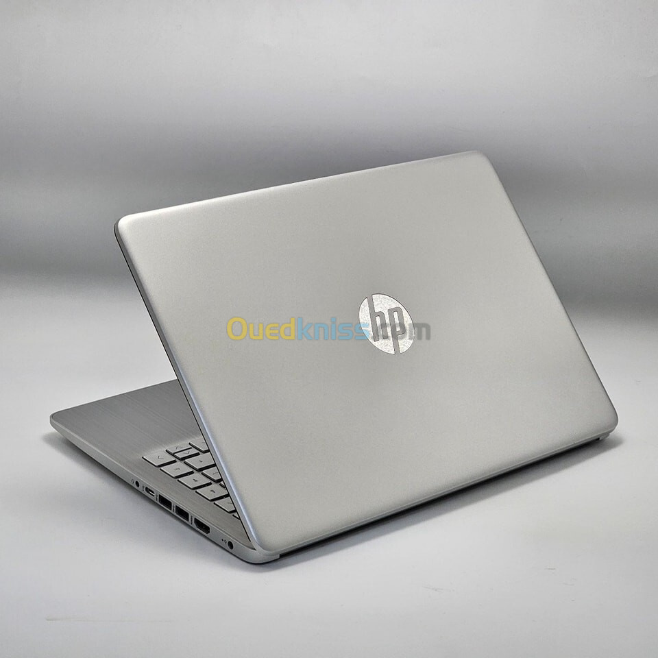 HP LAPTOP 14 / 12th I3-1215U / 8GO DDR4 / 256SSD / 14" FHD