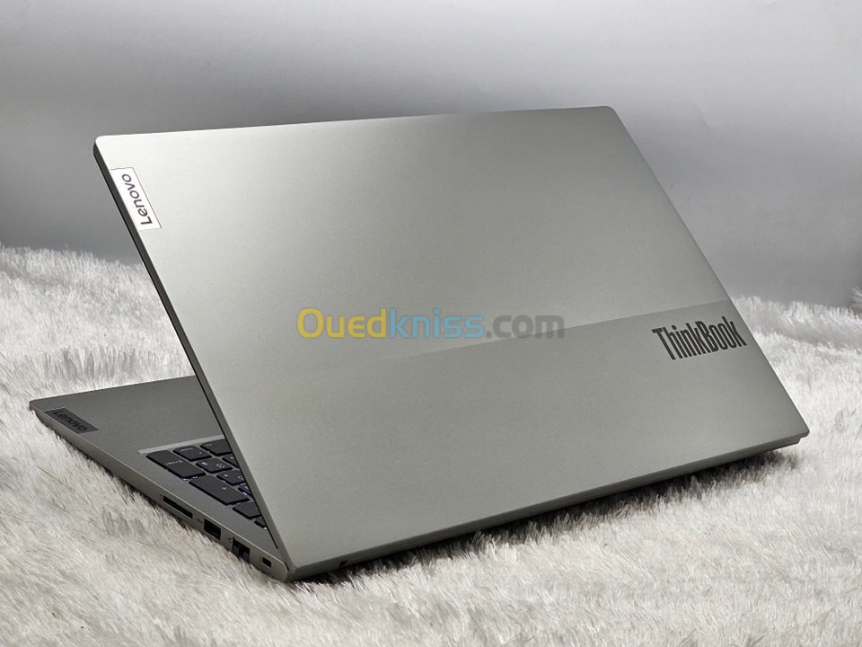 LENOVO THINKBOOK 15 G2 ITL / 11th I5-1135G7 / 8Go DDR4 / 256SSD / 15.6" FHD