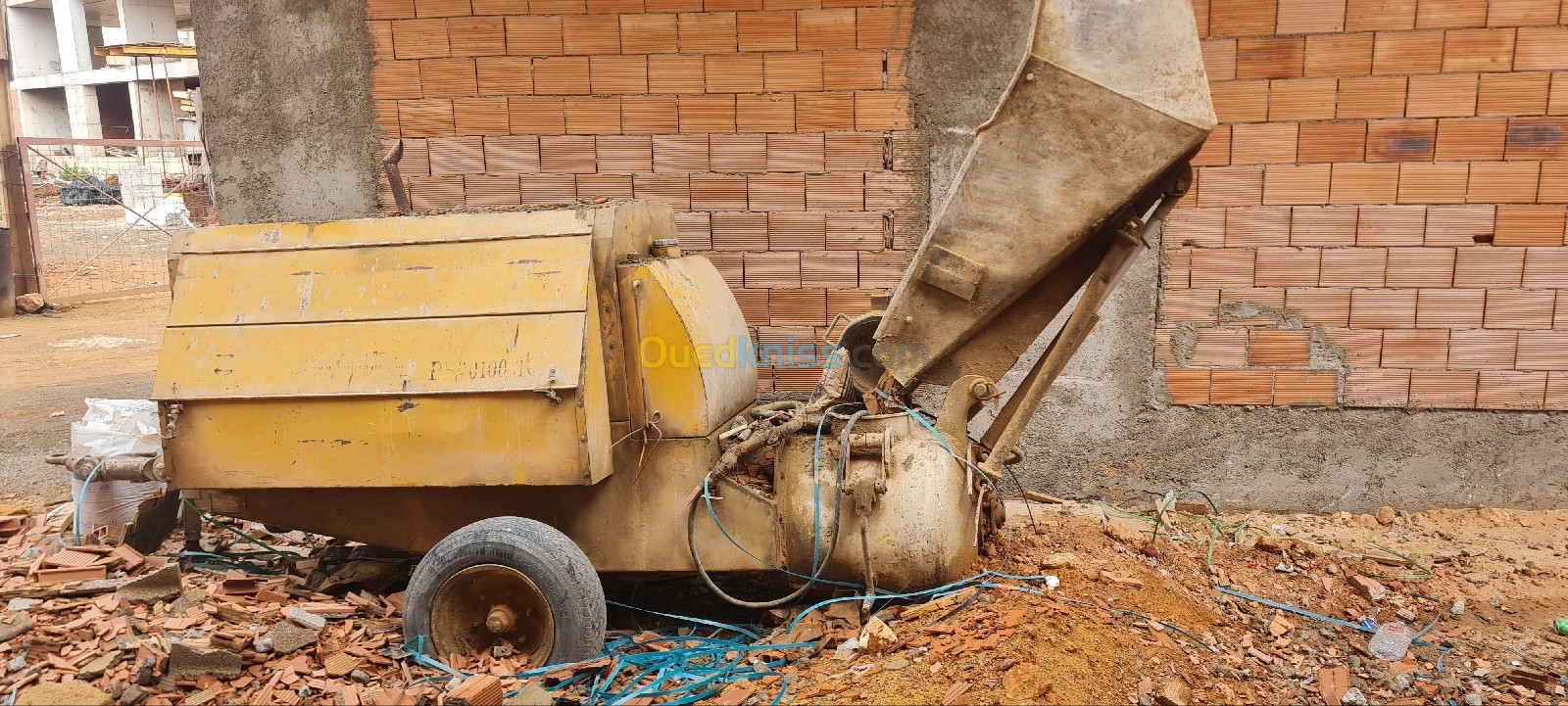 Pompe à béton à haïr 