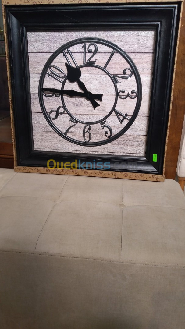 HORLOGE MURALE 