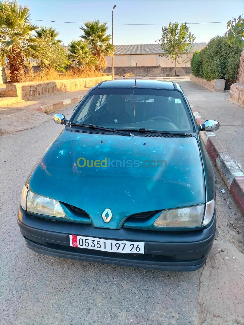 Renault Megane 1 1997 ميفان