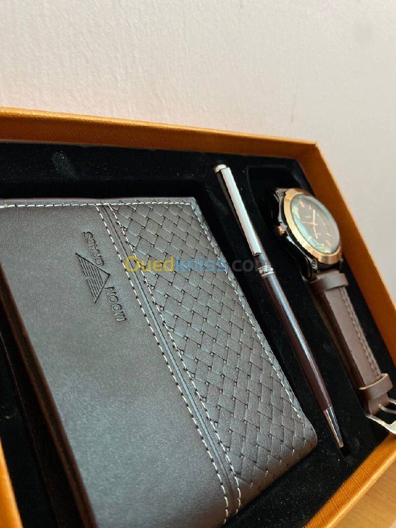 Pack Montre Classique , Porte Monnaie , Stylo