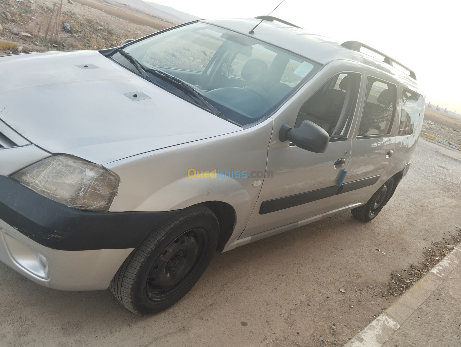 Dacia Logan 2008 7 مقاعد