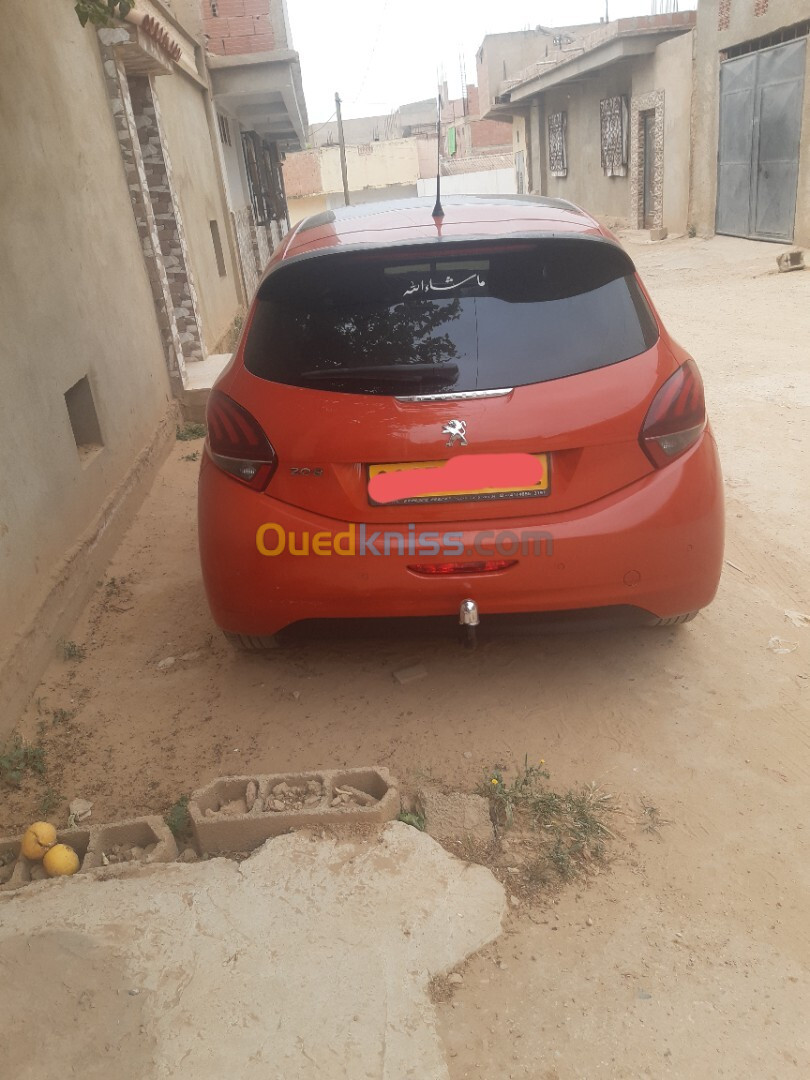 Peugeot 208 2016 Allure Facelift