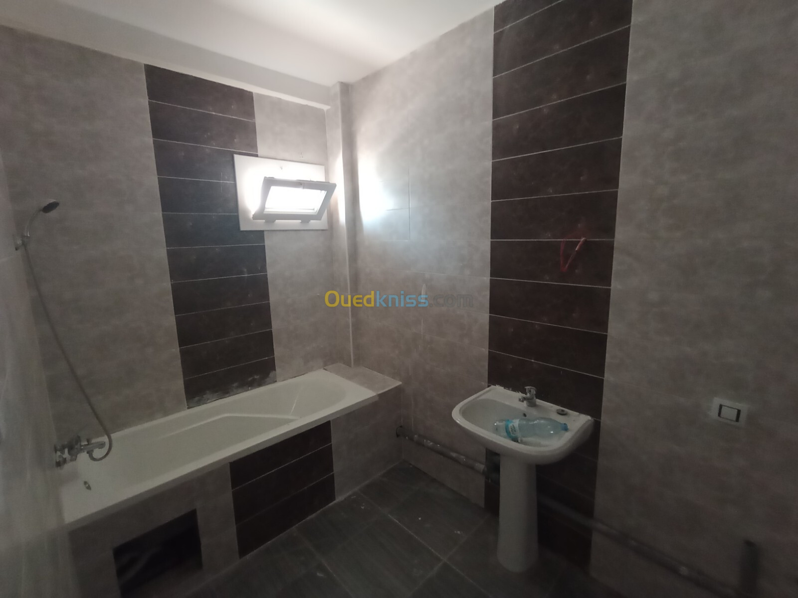 Location Appartement F3 Alger Ain benian