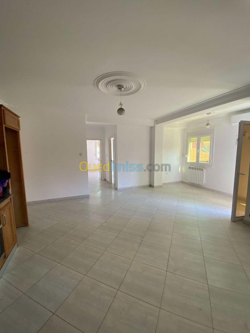 Location Appartement F4 Alger Kouba