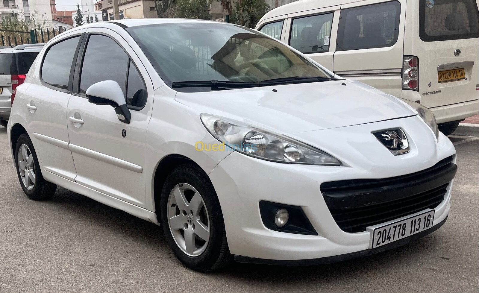 Peugeot 207 plus 2013 207 plus