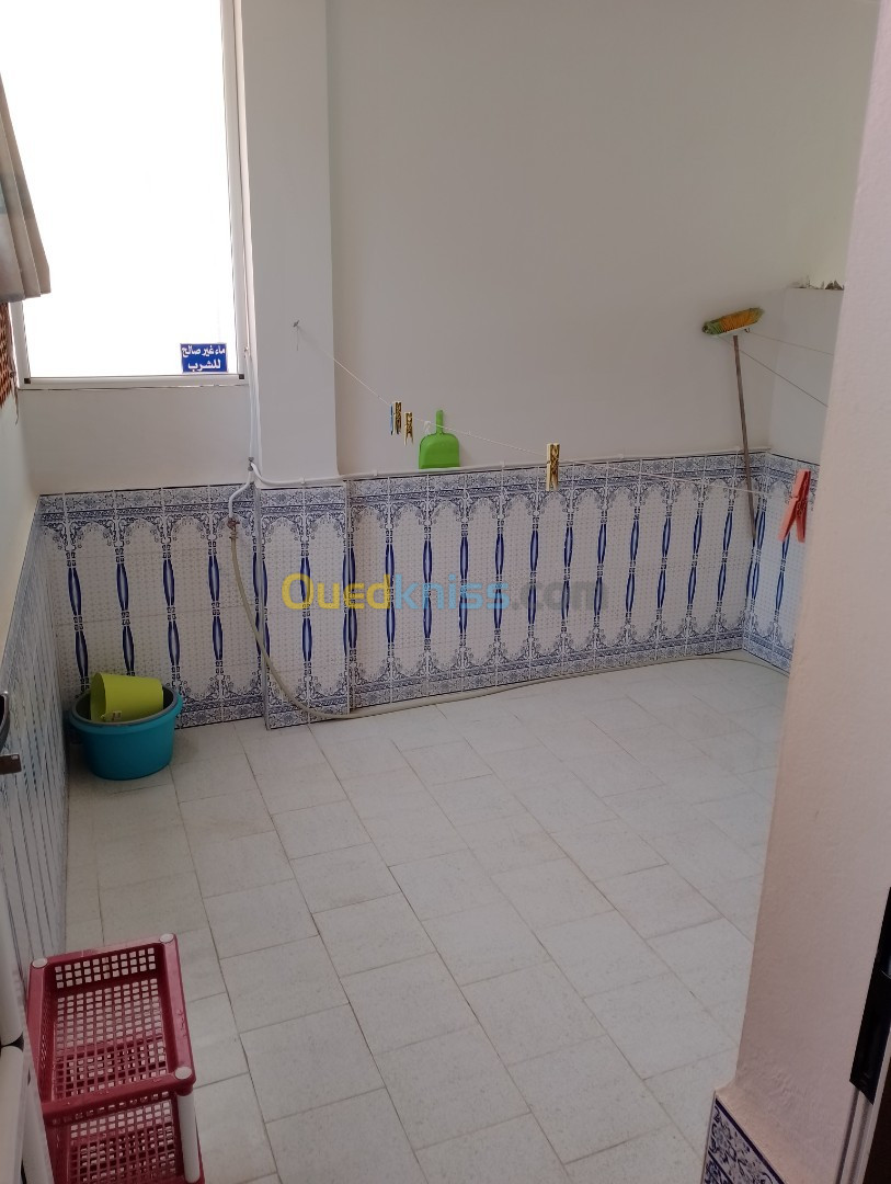 Location vacances Appartement F3 Jijel Jijel