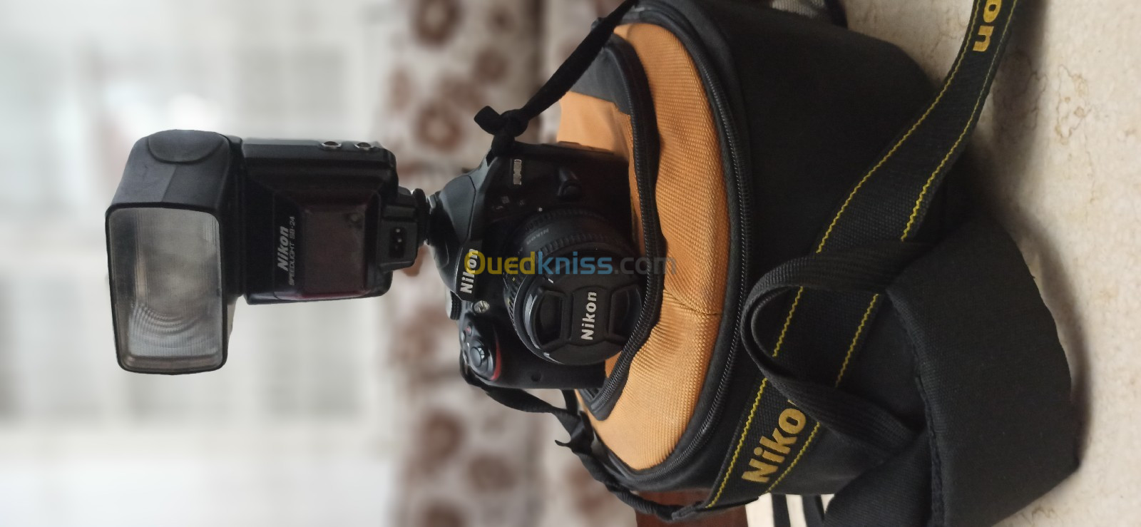 Nikon d3400 très bon occasion avec plein d'accessoires 