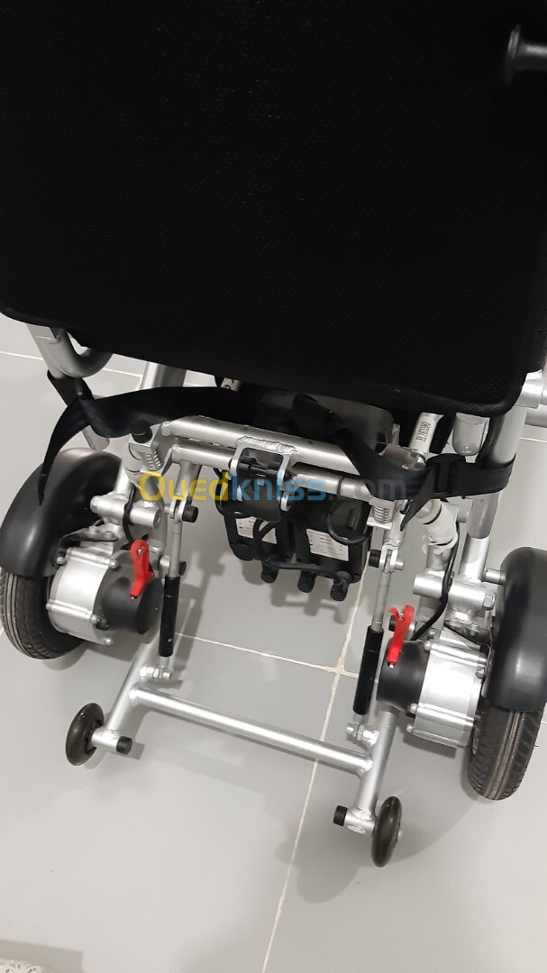 Fauteuil roulant électrique marque eloflex