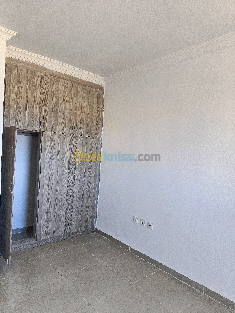 Vente Appartement F4 Alger Ain benian