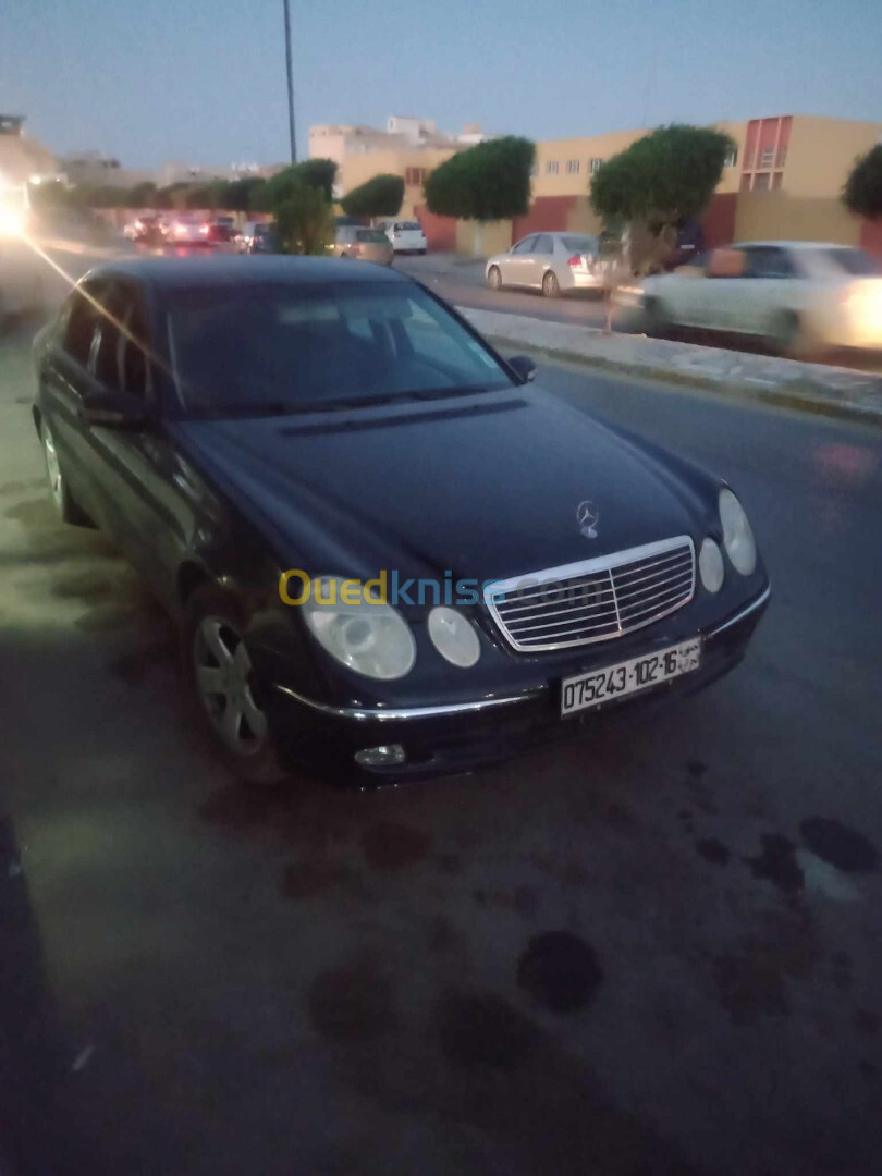 Mercedes Classe E 2002 E220