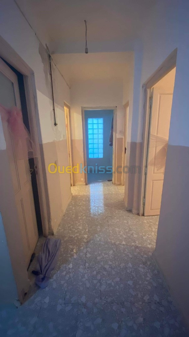 Vente Appartement F3 Oran Gdyel