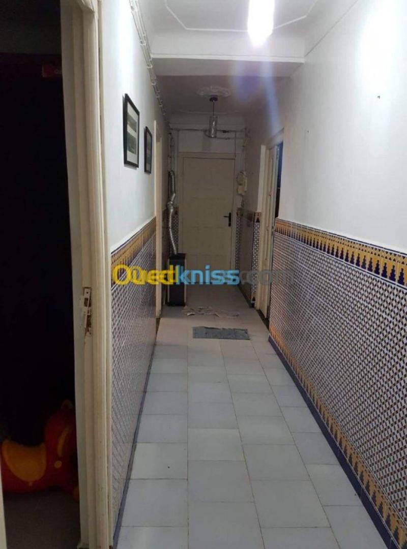 Location Appartement F4 Oran Oran