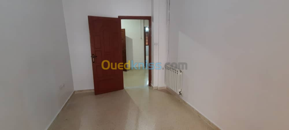 Location Niveau De Villa F4 Alger Ain naadja