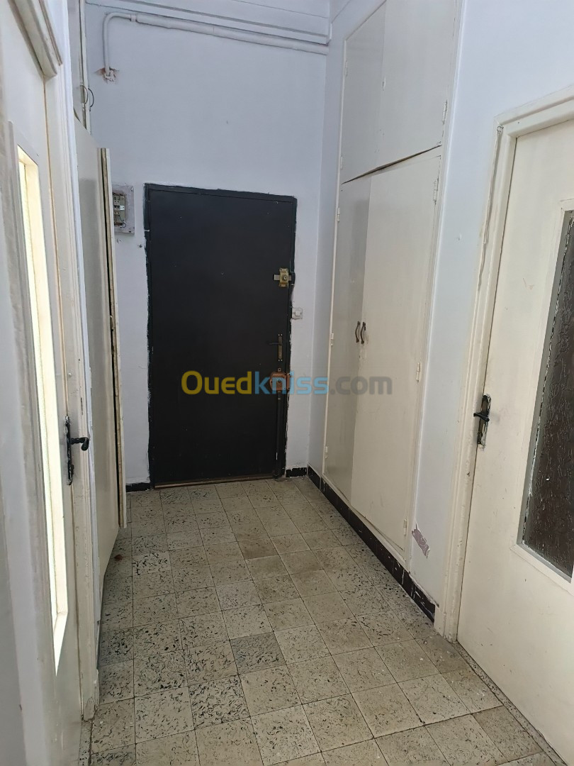 Location Appartement F3 Alger El harrach