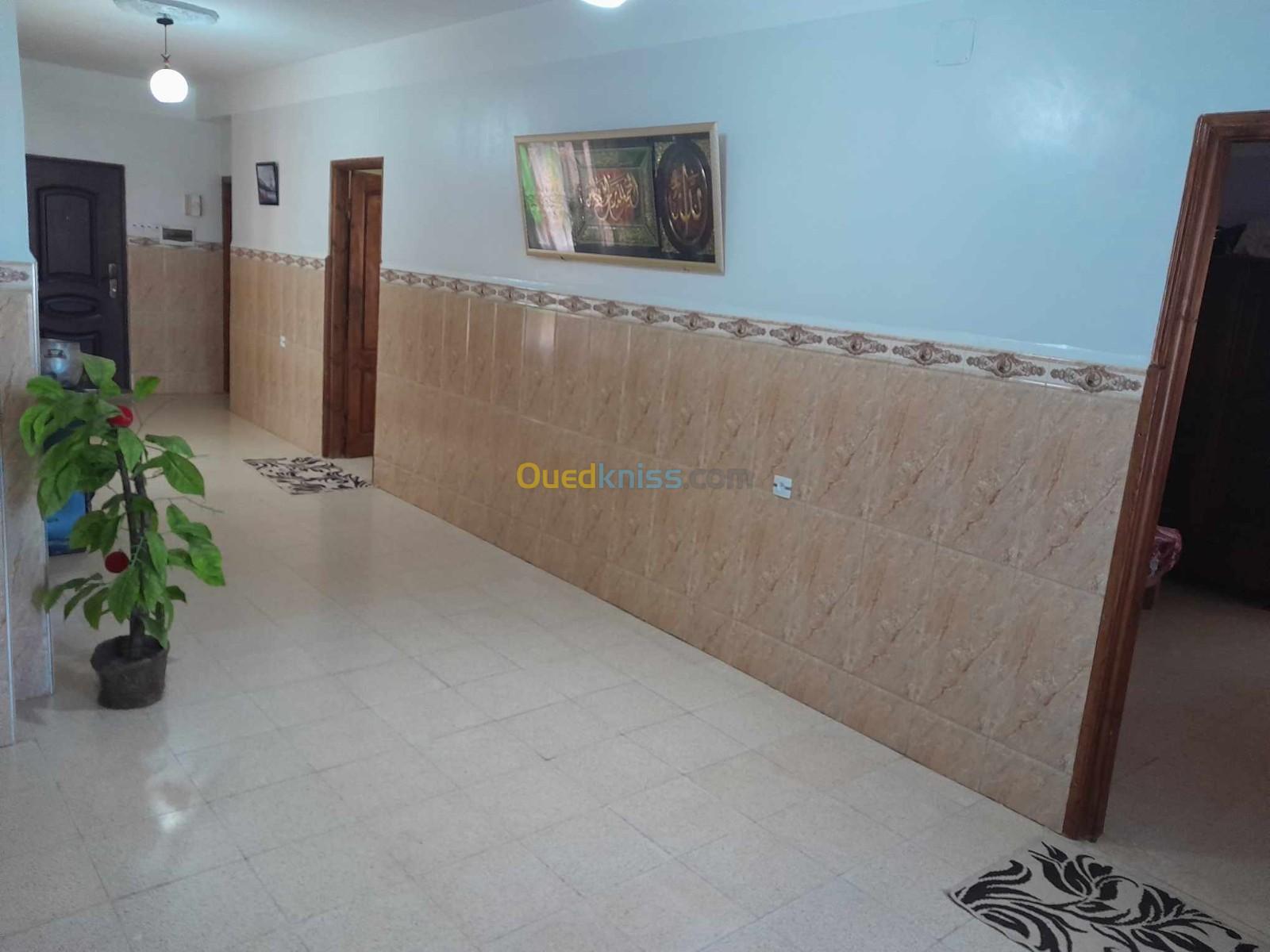 Vente Appartement F4 Oran Sidi chami