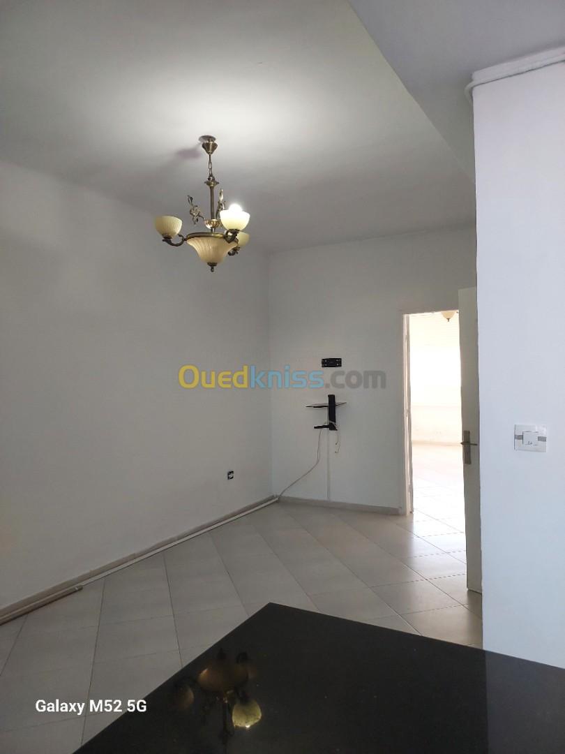 Location Appartement F2 Alger Belouizdad