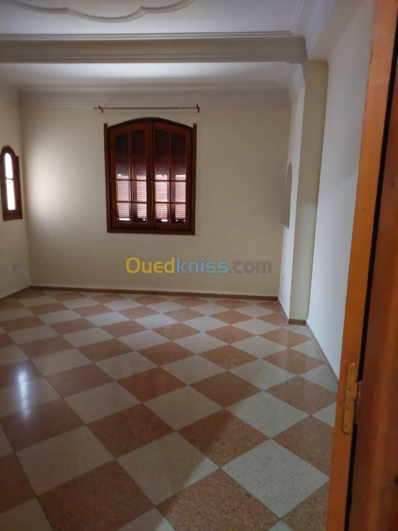 Location Appartement F4 Alger Bab ezzouar