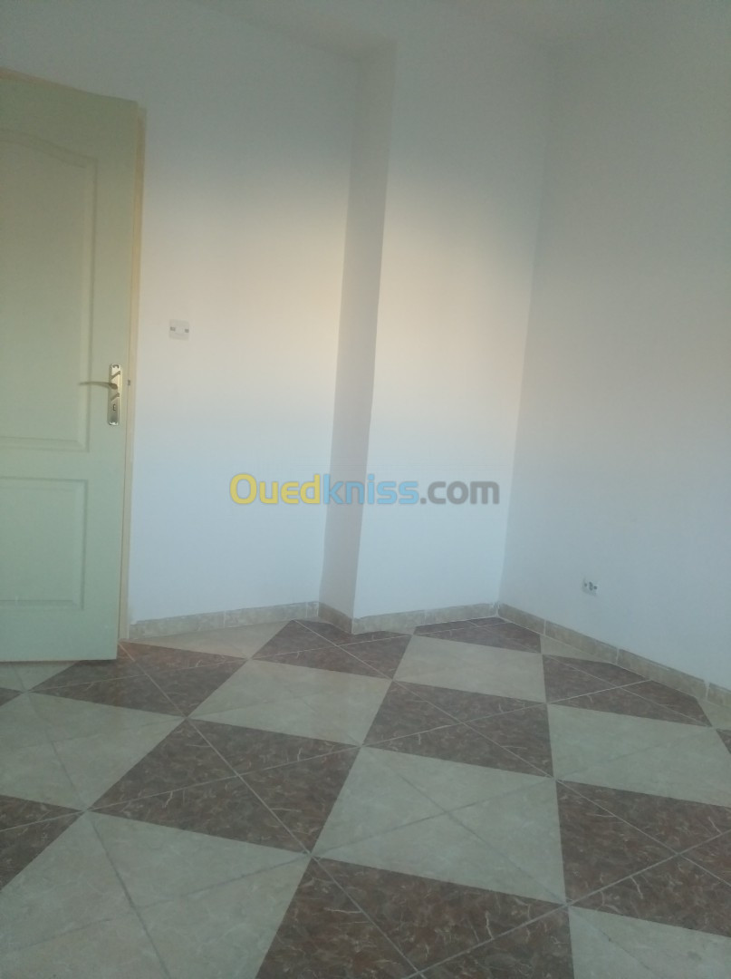 Location Appartement F3 Blida Bouinan